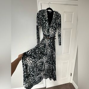 Bebe maxi dress